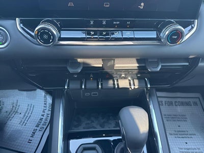 2025 GMC Canyon 2WD Elevation