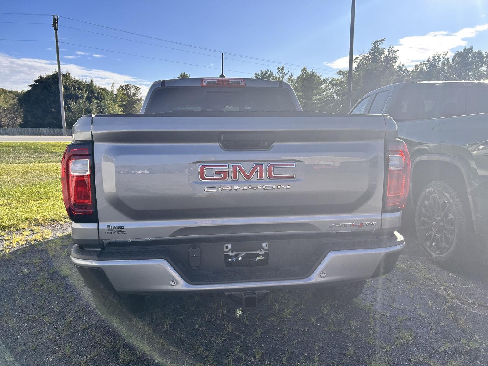 2025 GMC Canyon 4WD AT4