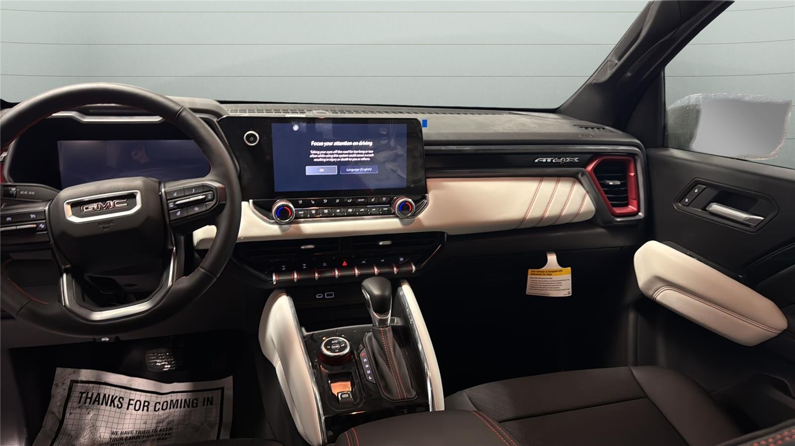 2025 GMC Canyon 4WD AT4