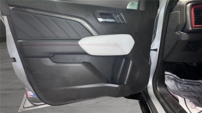 2025 GMC Canyon 4WD AT4