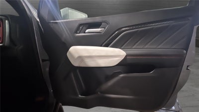 2025 GMC Canyon 4WD AT4