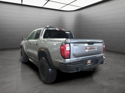 2025 GMC Canyon 4WD AT4