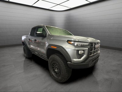 2025 GMC Canyon 4WD AT4