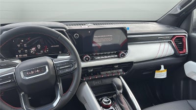 2025 GMC Canyon 4WD AT4