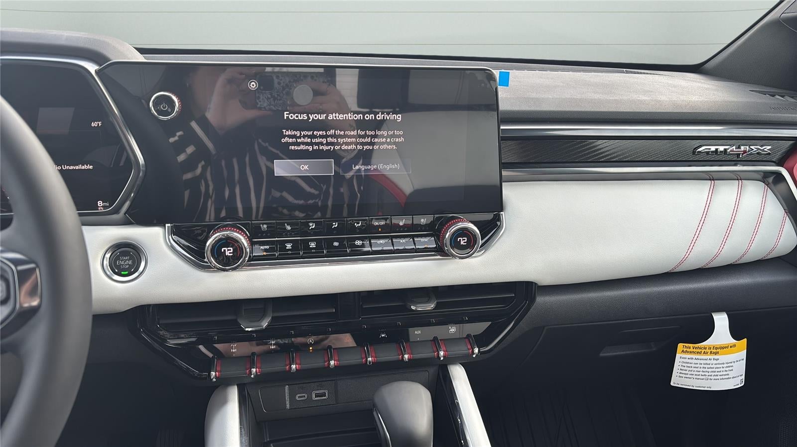 2025 GMC Canyon 4WD AT4