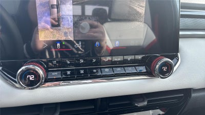 2025 GMC Canyon 4WD AT4