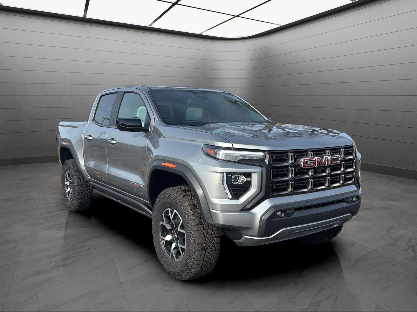 2025 GMC Canyon 4WD AT4