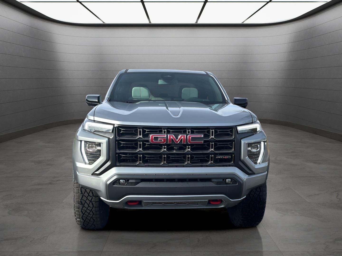 2025 GMC Canyon 4WD AT4