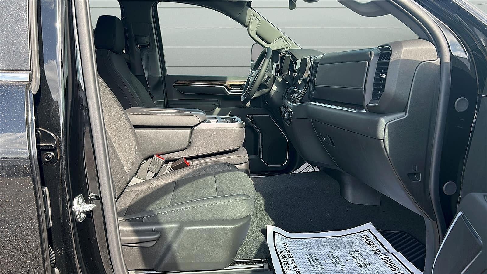 2026 Chevrolet Silverado 3500HD LT